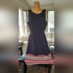 Ladies BCBG MAXAZRIA Sheath Dress w/Embroidered Hem in Black - XL